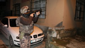 Adana'da HDP'ye PKK operasyonu