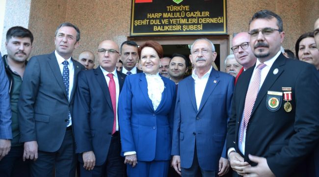 Kılıçdaroğlu ve Akşener, şehitler ve gaziler derneğini ziyaret ettiler