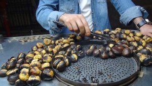 İstiklal Caddesi'ndeki esnaf siftah yaptı