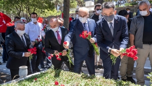 15 Temmuz Demokrasi ve Milli Birlik Günü'nde şehitler anıldı