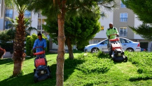 Narlıdere'nin parklarına bahar bakımı!