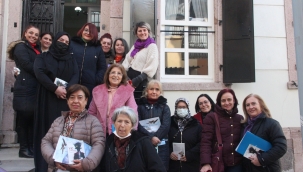 Kadın ve Sosyal Politikalar Merkezi'nin ilk etkinliğine Yazar Handan Gökçek konuk oldu 