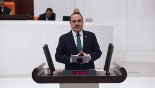 AK Partili Kırkpınar'dan Tugay'a hizmet eleştirisi