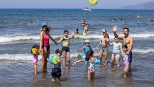 İzmir Büyükşehir'den kadın ve çocuklara ücretsiz deniz etkinliği 