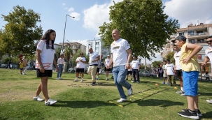 Gaziemirliler kentleri ve sağlıkları için spor yaptı 