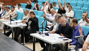 Konak Belediye Meclisi yoğun gündemle toplandı 