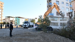 Metruk Binaların Yıkımı ile Çiğli'de Trafik Rahatlıyor 